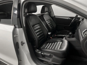 Седан Volkswagen Jetta 2013 года, 1043300 рублей, Казань