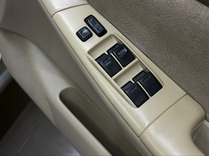 Седан Toyota Corolla 2001 года, 497000 рублей, Красноярск