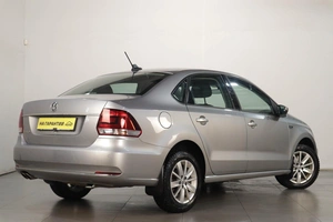 Седан Volkswagen Polo 2017 года, 1399000 рублей, Челябинск