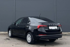 Лифтбек Skoda Rapid 2021 года, 1425000 рублей, Солонцы