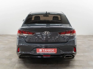 Седан Hyundai Sonata 2018 года, 1425000 рублей, Красноярск