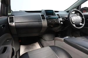 Лифтбек Toyota Prius 2008 года, 689000 рублей, Новосибирск