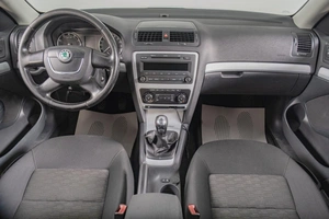 Лифтбек Skoda Octavia 2010 года, 799000 рублей, Томск