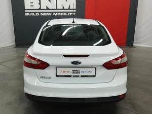Седан Ford Focus 2013 года, 870000 рублей, Курск