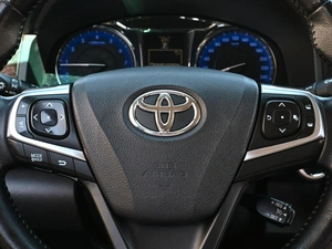 Седан Toyota Camry 2017 года, 2329000 рублей, Волгоград
