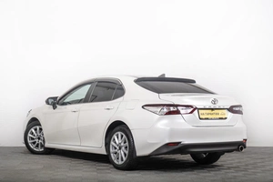 Седан Toyota Camry 2020 года, 2499000 рублей, Томск