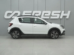 Хетчбэк Renault Sandero Stepway 2019 года, 980000 рублей, Ростов-на-Дону