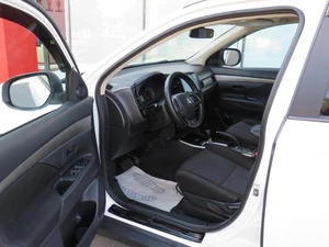 Внедорожник Mitsubishi Outlander 2017 года, 1580000 рублей, Брянск