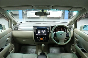 Седан Nissan Tiida 2006 года, 598000 рублей, Солонцы