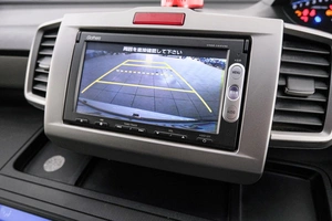 Минивэн Honda Freed 2015 года, 1199000 рублей, Красноярск