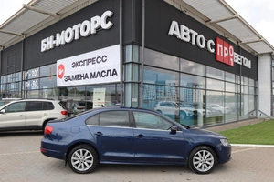 Седан Volkswagen Jetta 2011 года, 1170000 рублей, Мирное