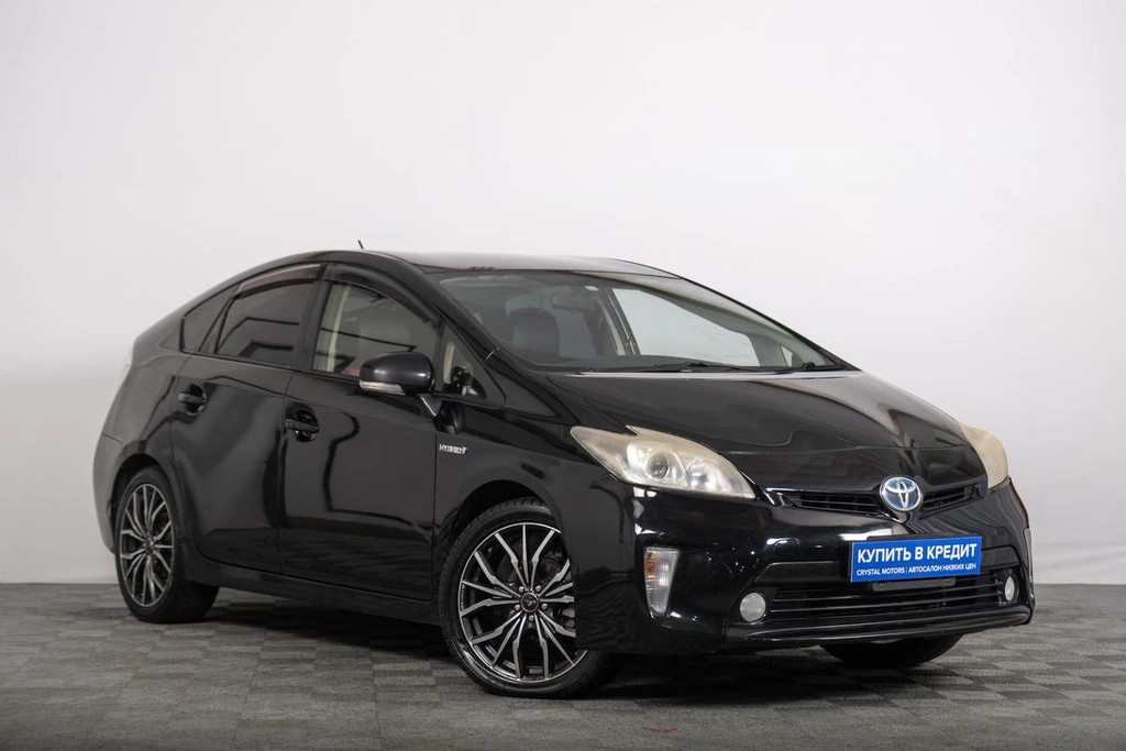 Лифтбек Toyota Prius 2013 года, 1249000 рублей, Томск