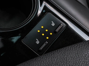 Седан Toyota Camry 2019 года, 2599000 рублей, Кирилловка