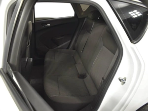 Хетчбэк Opel Astra 2013 года, 723200 рублей, Казань