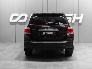 Внедорожник Toyota Highlander 2012 года, 1829000 рублей, Тюмень