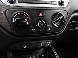 Седан Hyundai Solaris 2018 года, 1295000 рублей, Ставрополь