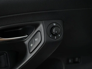 Седан Volkswagen Polo 2015 года, 867077 рублей, Москва