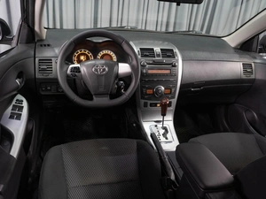 Седан Toyota Corolla 2011 года, 899000 рублей, Тюмень