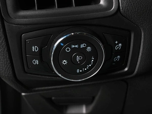Седан Ford Focus 2013 года, 829000 рублей, Аксай