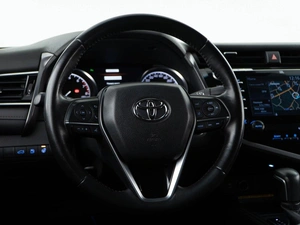 Седан Toyota Camry 2019 года, 3089444 рублей, Москва