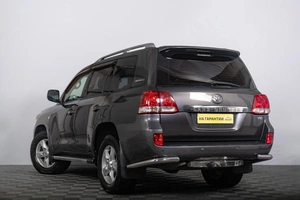 Внедорожник Toyota Land Cruiser 2011 года, 3359000 рублей, Томск