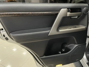 Внедорожник Toyota Land Cruiser 2011 года, 3297000 рублей, Солонцы