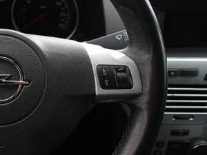 Хетчбэк Opel Astra 2014 года, 619000 рублей, Владимир