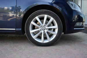 Седан Volkswagen Passat 2013 года, 1249000 рублей, Ульяновск