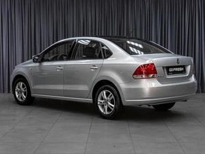 Седан Volkswagen Polo 2015 года, 879000 рублей, Тюмень