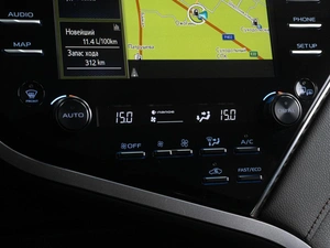 Седан Toyota Camry 2019 года, 2699000 рублей, Тюмень