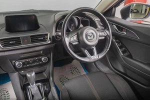 Хетчбэк Mazda Axela 2016 года, 1169000 рублей, Томск
