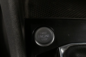 Внедорожник Volkswagen Tiguan 2020 года, 1999000 рублей, Челябинск