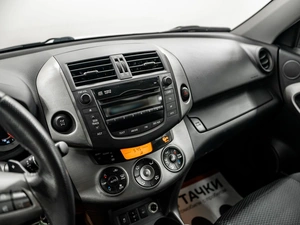 Внедорожник Toyota RAV4 2010 года, 1590000 рублей, Красноярск