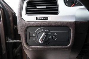 Внедорожник Volkswagen Touareg 2013 года, 1889000 рублей, Красноярск