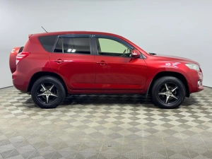 Внедорожник Toyota RAV4 2012 года, 1249900 рублей, Казань