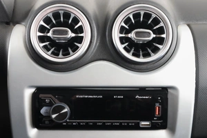 Седан Renault Logan 2013 года, 349000 рублей, Пермь