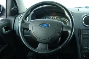 Хетчбэк Ford Fusion 2007 года, 449000 рублей, Омск