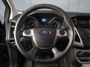 Универсал Ford Focus 2012 года, 810000 рублей, Омск