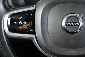 Внедорожник Volvo XC90 2018 года, 4119000 рублей, Тюмень