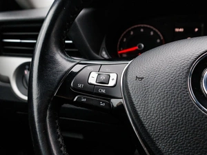 Седан Volkswagen Passat (North America) 2020 года, 2150000 рублей, Большой Сочи