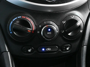 Седан Hyundai Solaris 2012 года, 929000 рублей, Аксай