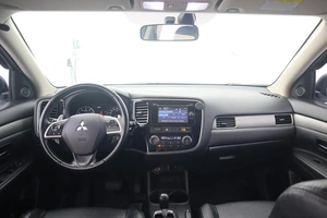 Внедорожник Mitsubishi Outlander 2012 года, 1330000 рублей, Орёл