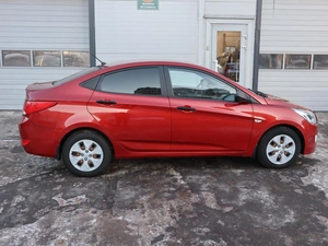 Седан Hyundai Solaris 2015 года, 1090000 рублей, Железногорск