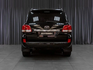 Внедорожник Toyota Land Cruiser 2010 года, 4200000 рублей, Тюмень