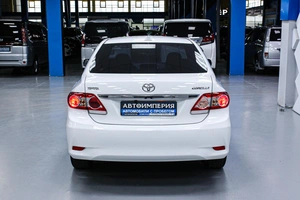 Седан Toyota Corolla 2011 года, 1098000 рублей, Солонцы