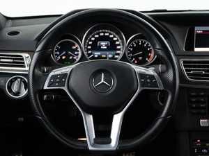 Седан Mercedes-benz E-класс 2014 года, 2476444 рублей, Москва