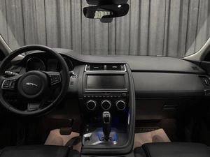 Внедорожник Jaguar E-Pace 2018 года, 2599000 рублей, Красноярск