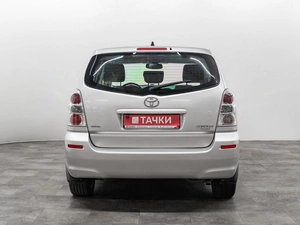 Минивэн Toyota Corolla Verso 2008 года, 800000 рублей, Красноярск