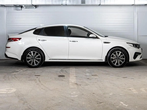 Седан Kia Optima 2018 года, 2127000 рублей, Ставрополь