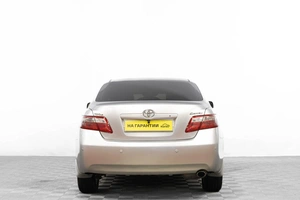 Седан Toyota Camry 2006 года, 1289000 рублей, Барнаул